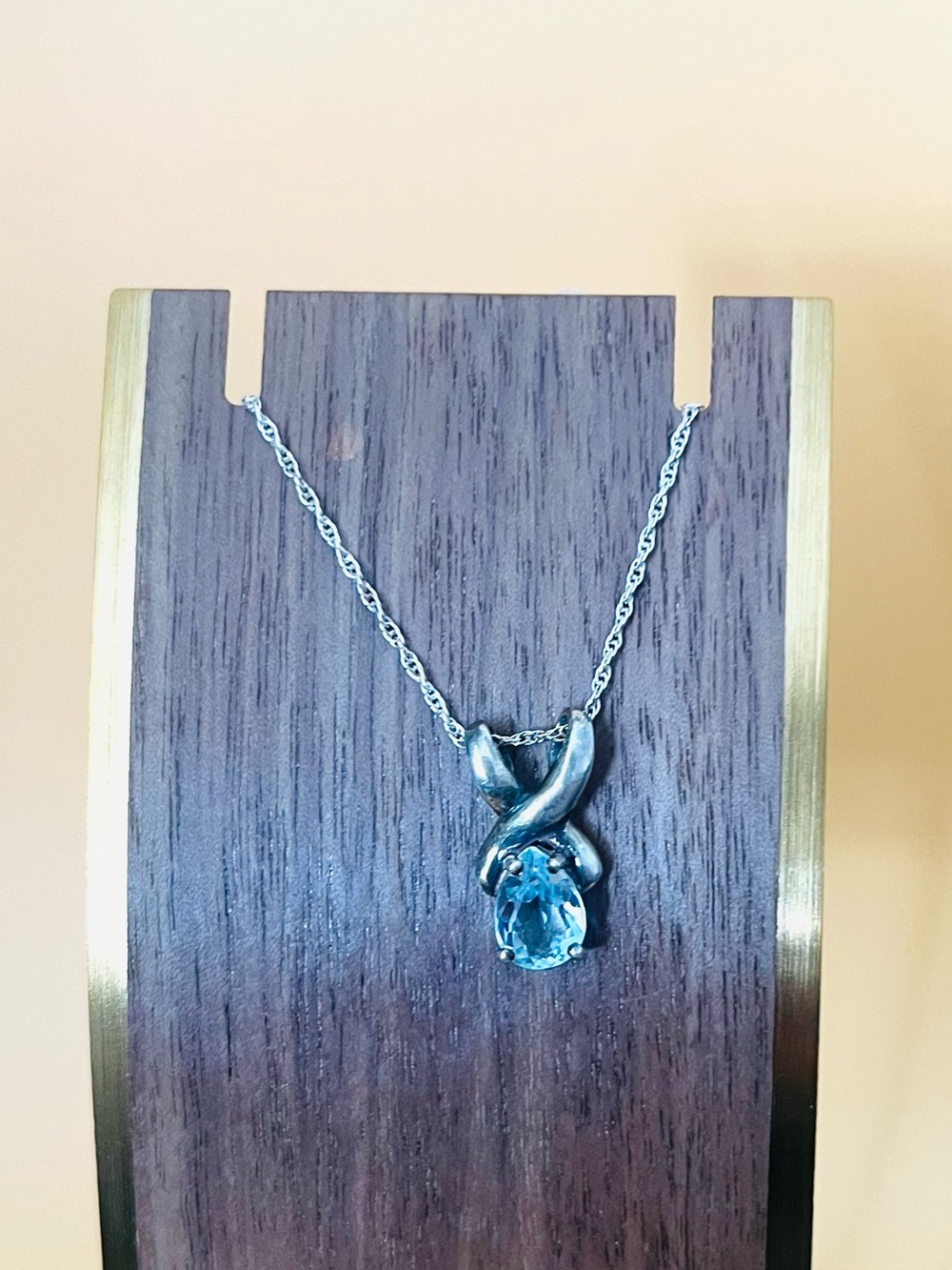 Blue topaz silver pendant & necklace, stamped .925, NIB Ret. $25